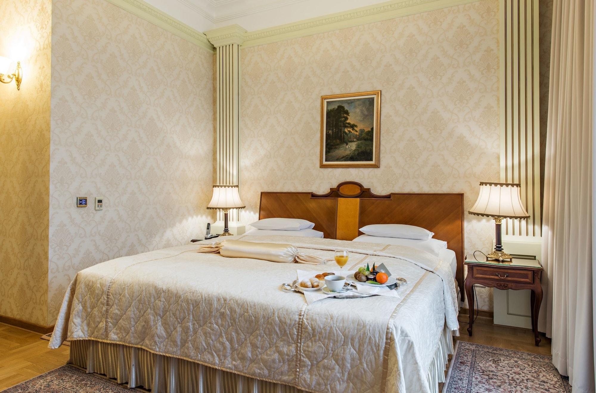 Hotel Moskva Belgrado Esterno foto