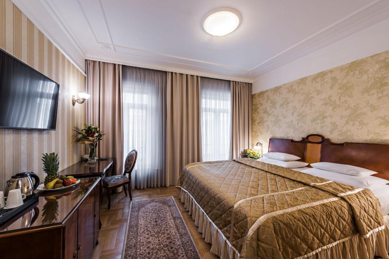 Hotel Moskva Belgrado Esterno foto